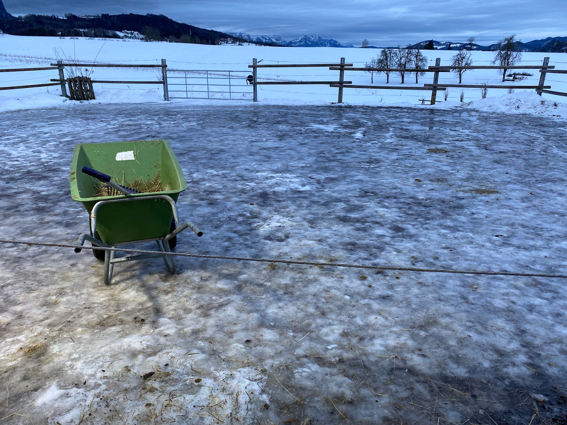 Das Wetter kann manchmal so ein A...loch sein...